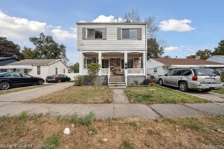 1511 E Harry Avenue, Hazel Park, MI 48030