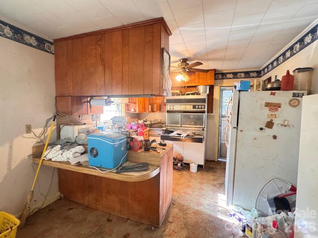 1102 Afton Drive, Lenoir, NC 28645