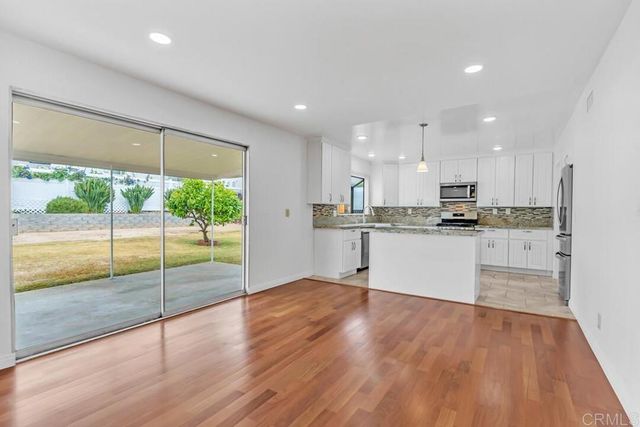 9416 Saint Andrews Drive, Santee, CA 92071