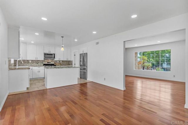9416 Saint Andrews Drive, Santee, CA 92071