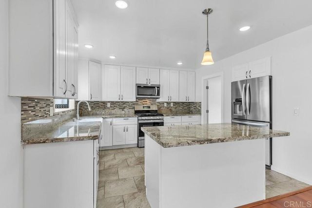 9416 Saint Andrews Drive, Santee, CA 92071