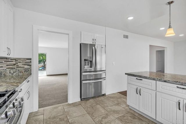 9416 Saint Andrews Drive, Santee, CA 92071