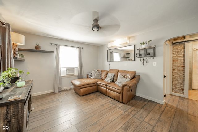 535 S Coventry Drive, Anderson, IN 46012