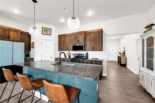 2041 Bluestem Drive, Centerton, AR 72719