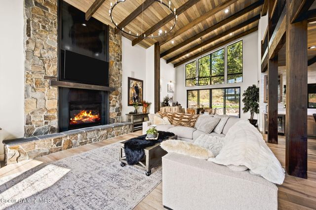 6799 E Shiras RD, Coeur D'alene, ID 83814