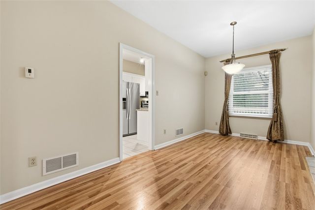 202 Boxwood Ct, Peters Twp, PA 15317