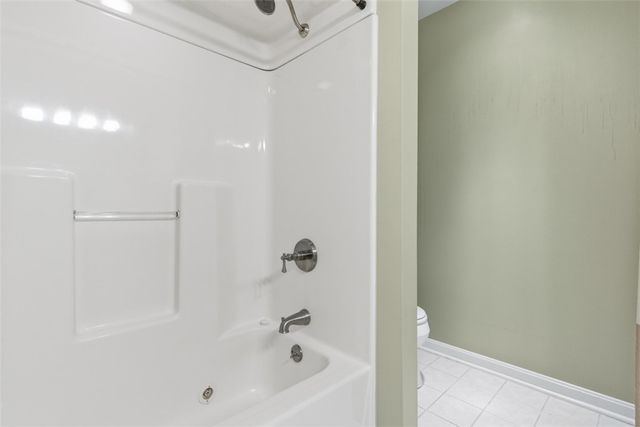 202 Boxwood Ct, Peters Twp, PA 15317