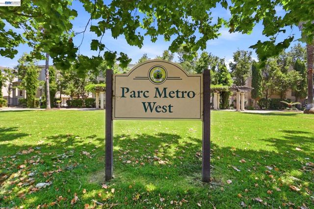 848 Wind Walk, Milpitas, CA 95035