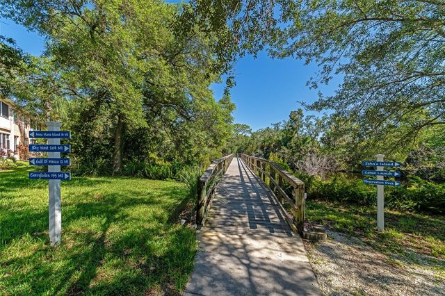 5520 SIMONTON STREET, Bradenton, FL 34203