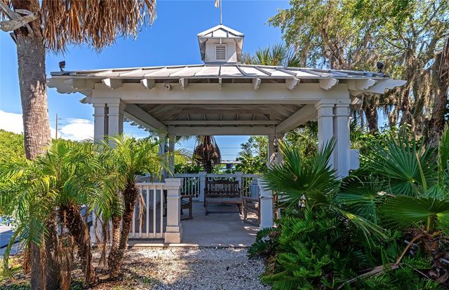 5520 SIMONTON STREET, Bradenton, FL 34203