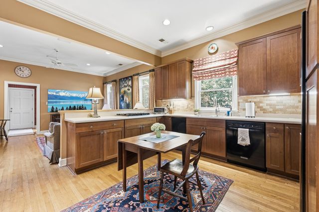 3200 CLUB TOWER DR, Memphis, TN 38111