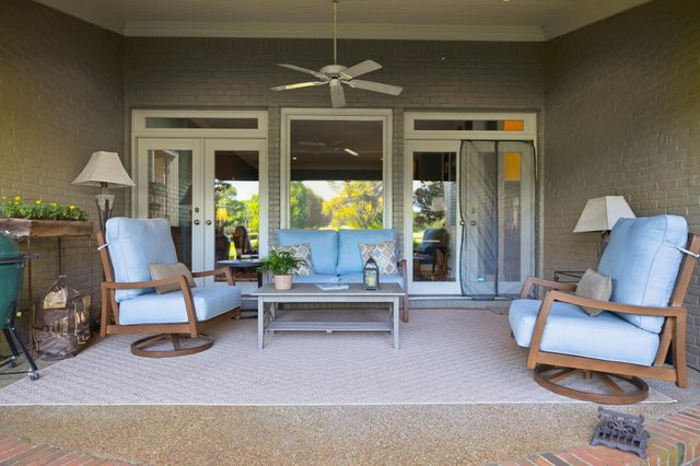 3200 CLUB TOWER DR, Memphis, TN 38111