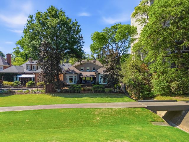 3200 CLUB TOWER DR, Memphis, TN 38111