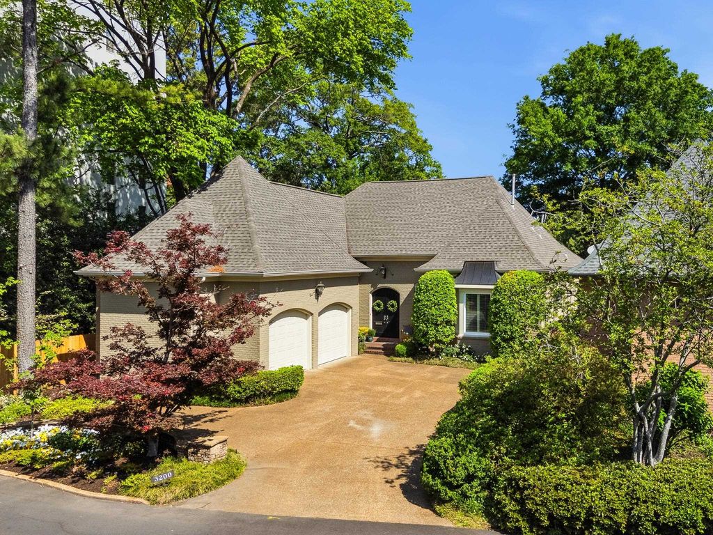 3200 CLUB TOWER DR, Memphis, TN 38111