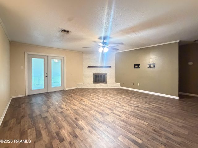 222 Saint James Drive, Lafayette, LA 70506