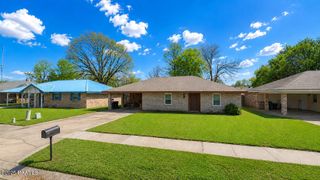 222 Saint James Drive, Lafayette, LA 70506