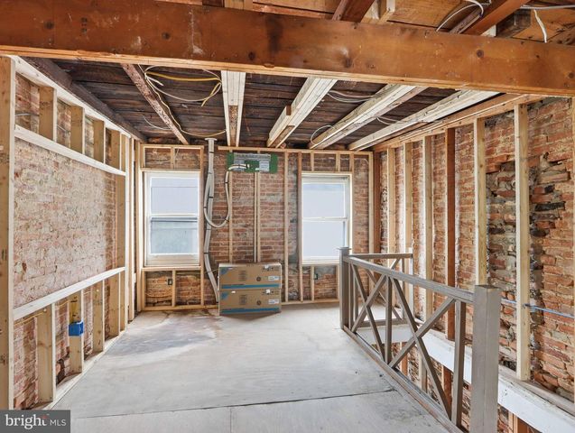 642 MELVIN DR, Baltimore, MD 21230