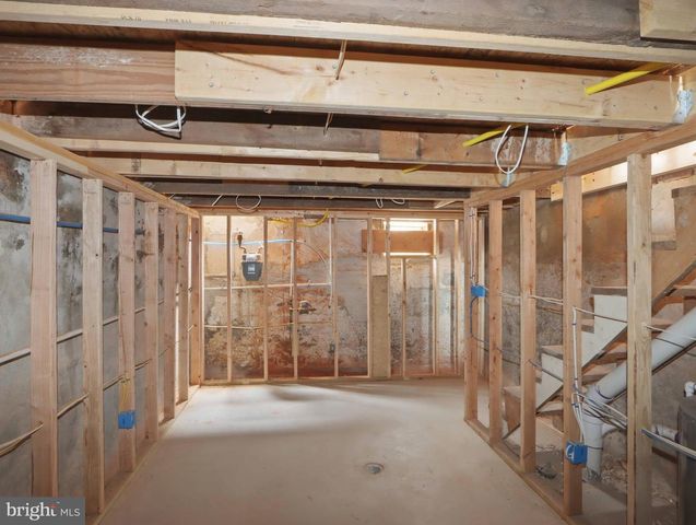 642 MELVIN DR, Baltimore, MD 21230