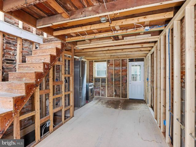642 MELVIN DR, Baltimore, MD 21230