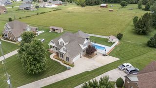 144 Richland Ct, Manchester, TN 37355