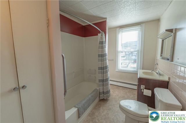 343 Broad Street, Emmaus Boro, PA 18049