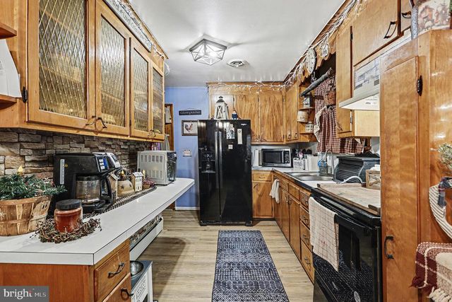 1245 HARNEY RD, Littlestown, PA 17340