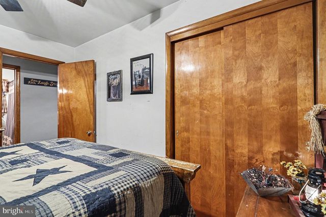 1245 HARNEY RD, Littlestown, PA 17340