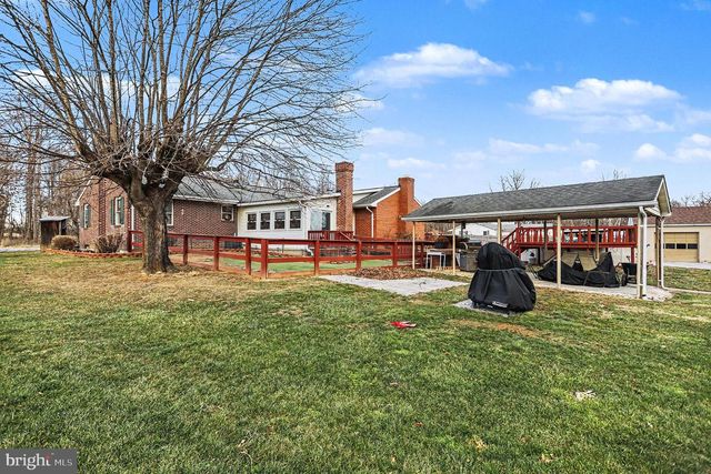 1245 HARNEY RD, Littlestown, PA 17340