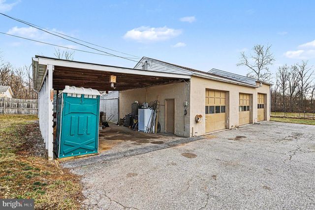 1245 HARNEY RD, Littlestown, PA 17340