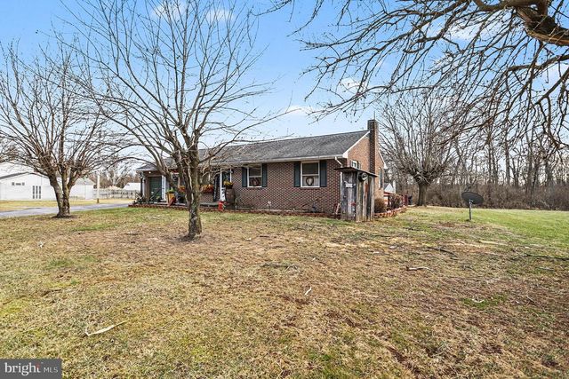 1245 HARNEY RD, Littlestown, PA 17340