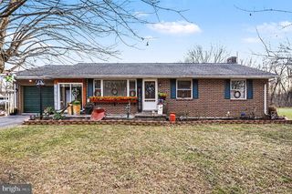 1245 HARNEY RD, Littlestown, PA 17340