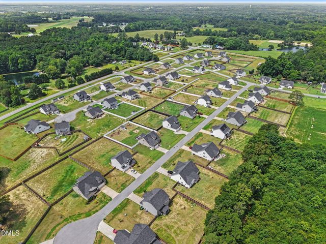 96 Looping Horse Circle, Angier, NC 27501