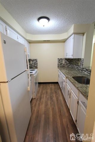 1618 Aspen Drive, Plainsboro, NJ 08536