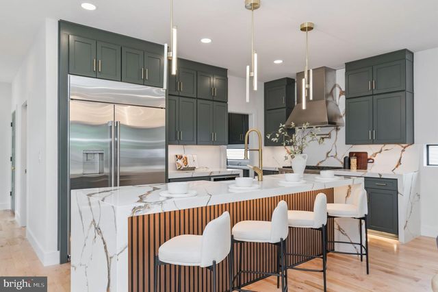 2025 N EMERSON ST, Arlington, VA 22207