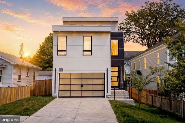 2025 N EMERSON ST, Arlington, VA 22207