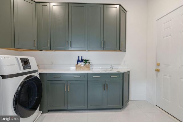 2025 N EMERSON ST, Arlington, VA 22207