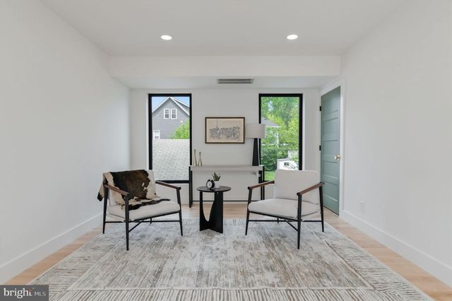 2025 N EMERSON ST, Arlington, VA 22207