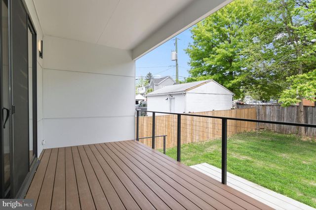 2025 N EMERSON ST, Arlington, VA 22207