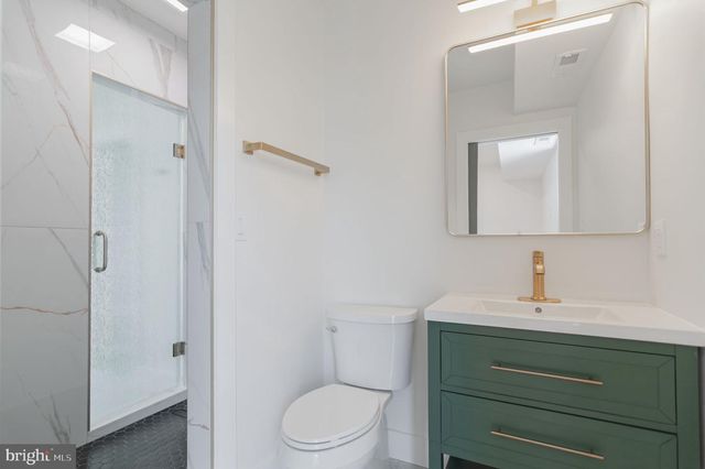 2025 N EMERSON ST, Arlington, VA 22207