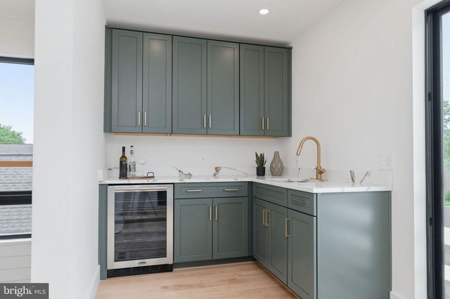 2025 N EMERSON ST, Arlington, VA 22207