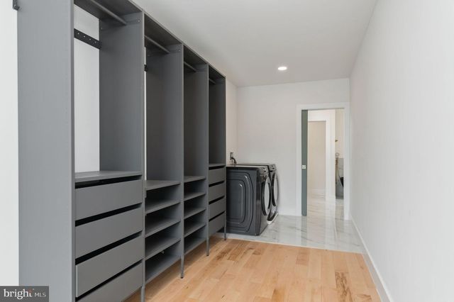 2025 N EMERSON ST, Arlington, VA 22207