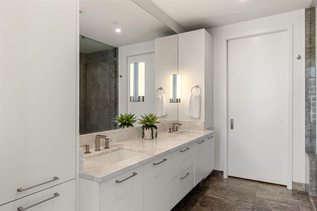 501 West Ave 1304, Austin, TX 78701