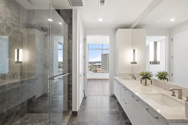 501 West Ave 1304, Austin, TX 78701