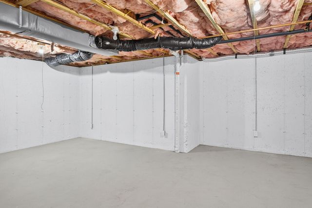 30 W Woods Circle, Yarmouth Port, MA 02675