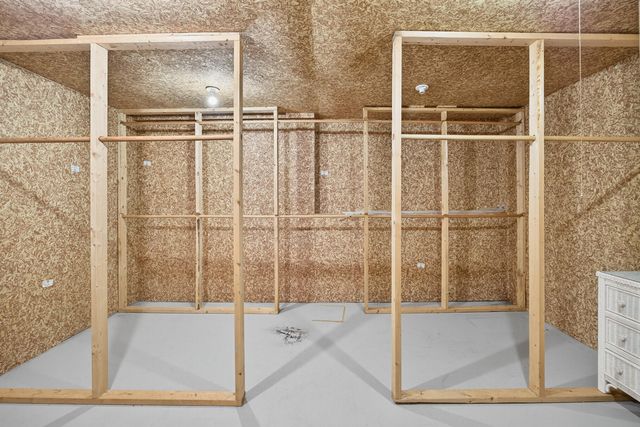 30 W Woods Circle, Yarmouth Port, MA 02675