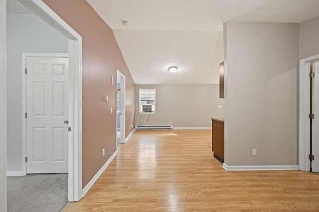437 Rosslyn Avenue, Columbus, OH 43214