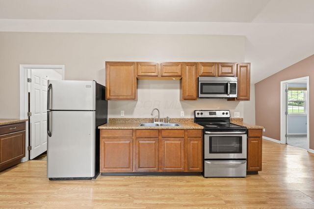 437 Rosslyn Avenue, Columbus, OH 43214