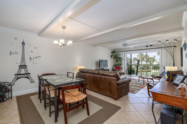 325 N CAUSEWAY C204, New Smyrna Beach, FL 32169