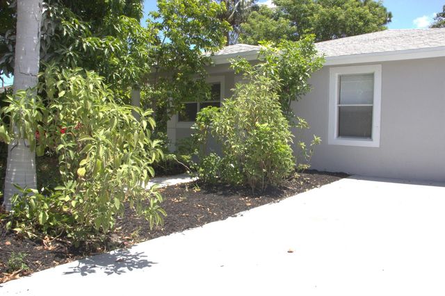1724 NW 152ND Terrace, Miami Gardens, FL 33054