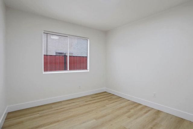 230 Thomas Dehaven Ln, Tracy, CA 95376